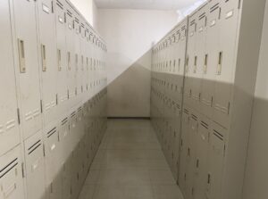 Read more about the article Japan Dance Studio Etiquette③ Changing Rooms in Japanese Dance Studios— A Practical Guide for Travelers Taking Their First Lesson